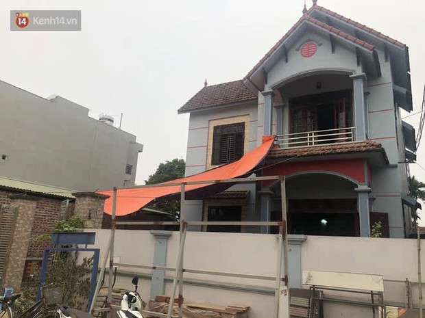Vụ nam sinh lớp 8 bị bạn học đâm tử vong ở Hà Nội: Mẹ khóc ngất khi biết tin, ông nội về nhà lấy hết tiền cứu cháu nhưng không kịp - Ảnh 2. Vụ nam sinh lớp 8 bị bạn học đâm tử vong ở Hà Nội: Mẹ khóc ngất khi biết tin, ông nội về nhà lấy hết tiền cứu cháu nhưng không kịp - Ảnh 2.