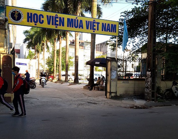 Hàng trăm học sinh mắc kẹt vì bằng cấp, Học viện Múa Việt Nam nói gì? - Ảnh 2.