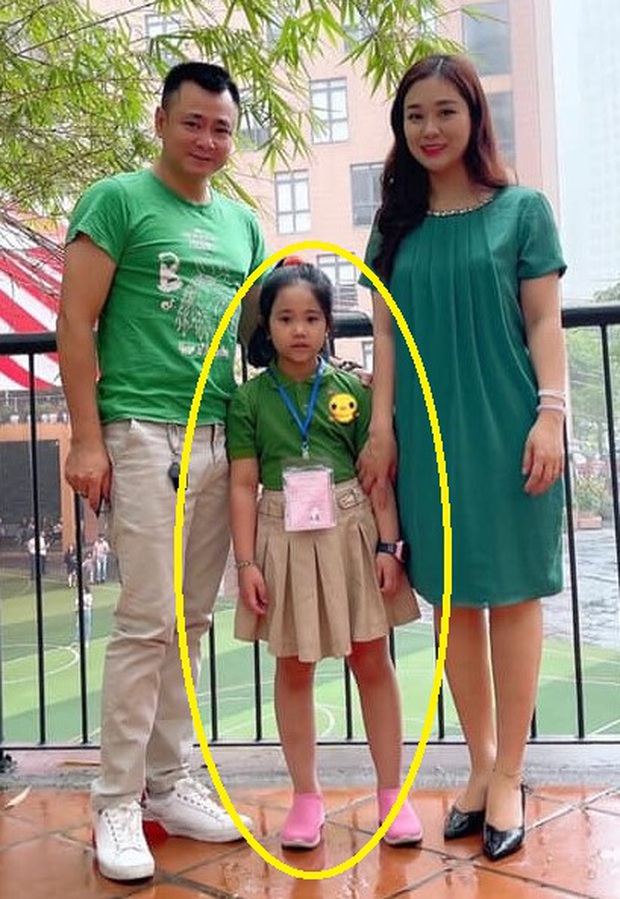 Táo Quân Tự Long đưa con gái đi thi lớp 1, dân tình chỉ ra 1 điều nghiêm trọng gia đình phải thay đổi ngay - Ảnh 3.