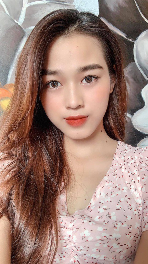 Đỗ Thị Hà khoe nhan sắc trước khi đăng quang Hoa hậu, so với hiện tại khác biệt ra sao? - Ảnh 4. Đỗ Thị Hà khoe nhan sắc trước khi đăng quang Hoa hậu, so với hiện tại khác biệt ra sao? - Ảnh 4.