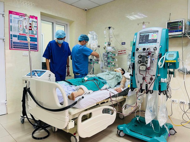 Chàng trai Hà Nội được làm lạnh toàn thân cứu sống sau khi ngừng tim, ngừng thở - Ảnh 1. Chàng trai Hà Nội được làm lạnh toàn thân cứu sống sau khi ngừng tim, ngừng thở - Ảnh 1.