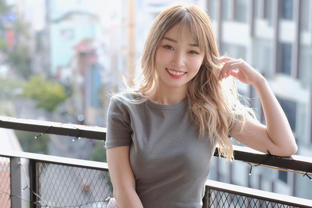 Gái xinh Tốc Chiến “đọ sắc”: Từ nữ game thủ sexy đến HLV cá tính tụ hội! - Ảnh 1. Gái xinh Tốc Chiến “đọ sắc”: Từ nữ game thủ sexy đến HLV cá tính tụ hội! - Ảnh 1.