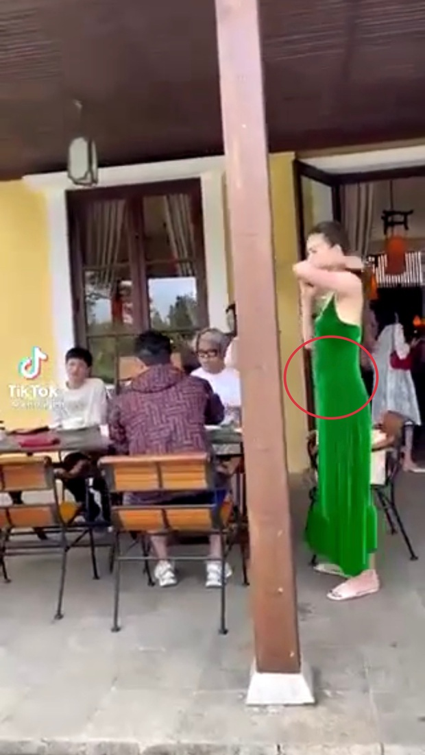 Hà Hồ bị lộ nhan sắc thật qua ống kính của team qua đường, vòng 2 khác biệt rõ so với ảnh “sống ảo”! - Ảnh 3. Hà Hồ bị lộ nhan sắc thật qua ống kính của team qua đường, vòng 2 khác biệt rõ so với ảnh “sống ảo”! - Ảnh 3.