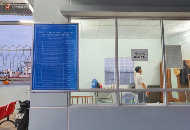 Bến phà 0 đồng ở miền Tây tái xuất để giải cứu kẹt xe: Bà con ai cũng vui hết trơn, đỡ được nhiều thứ lắm - Ảnh 12.