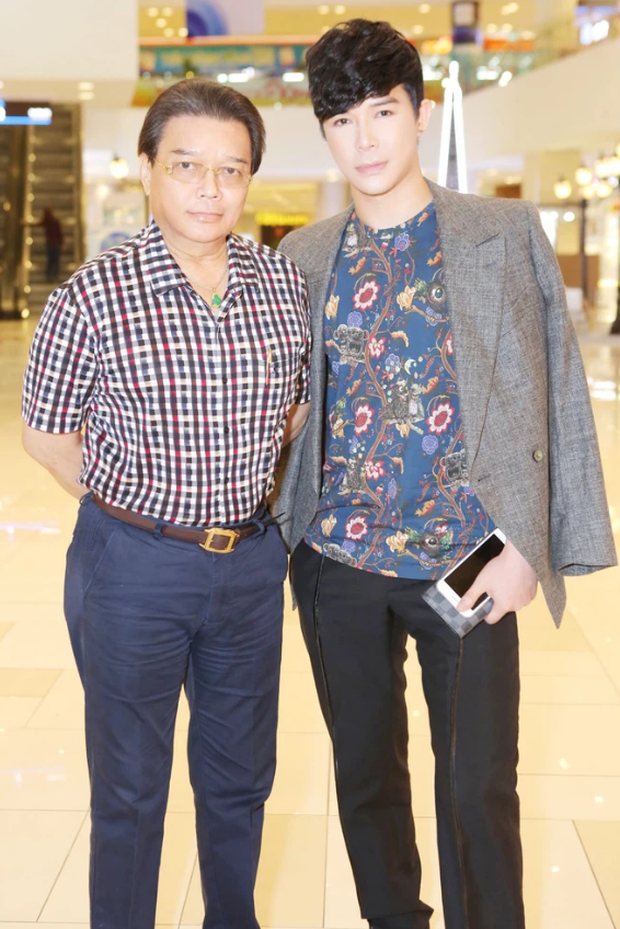 Nathan Lee: Gia thế, tài sản khủng nhưng chỉ được nhắc đến bằng loạt thị phi, có đang dùng Ngọc Trinh để trở lại Vbiz? - Ảnh 13. Nathan Lee: Gia thế, tài sản khủng nhưng chỉ được nhắc đến bằng loạt thị phi, có đang dùng Ngọc Trinh để trở lại Vbiz? - Ảnh 13.
