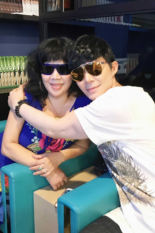 Nathan Lee: Gia thế, tài sản khủng nhưng chỉ được nhắc đến bằng loạt thị phi, có đang dùng Ngọc Trinh để trở lại Vbiz? - Ảnh 14. Nathan Lee: Gia thế, tài sản khủng nhưng chỉ được nhắc đến bằng loạt thị phi, có đang dùng Ngọc Trinh để trở lại Vbiz? - Ảnh 14.