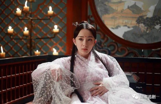 8 lần Dương Mịch hóa mỹ nhân cổ trang đẹp bá cháy: Số 5 quá kinh điển, so kè với cả Lưu Diệc Phi - Lâm Tâm Như - Ảnh 27. 8 lần Dương Mịch hóa mỹ nhân cổ trang đẹp bá cháy: Số 5 quá kinh điển, so kè với cả Lưu Diệc Phi - Lâm Tâm Như - Ảnh 27.