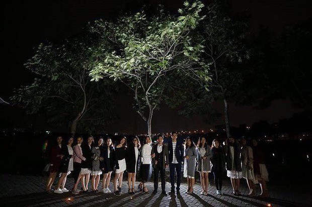 Loạt ảnh kỷ yếu chỉ muốn giấu đi mãi: Màu ảnh không khác gì phim kinh dị, đầu tư thuê studio mà còn xấu hơn ảnh tự chụp - Ảnh 5.