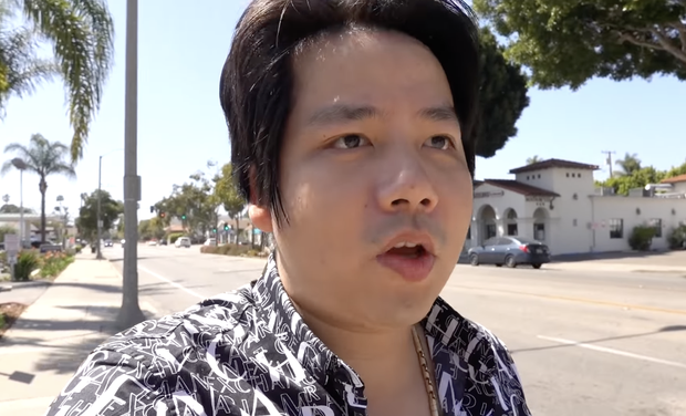 Khoa Pug kể chuyện hít thở ở Mỹ khởi động chuyến đi 10 tỷ: Điếng người vì tollet thiếu vòi xịt, ghé siêu thị bẽ mặt quay về vì 1 lý do - Ảnh 3.