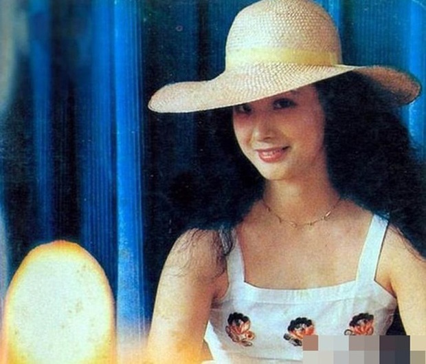 Nữ yêu tinh xinh đẹp, giàu có nhất đoàn làm phim Tây Du Ký 1986 - Ảnh 5. Nữ yêu tinh xinh đẹp, giàu có nhất đoàn làm phim Tây Du Ký 1986 - Ảnh 5.