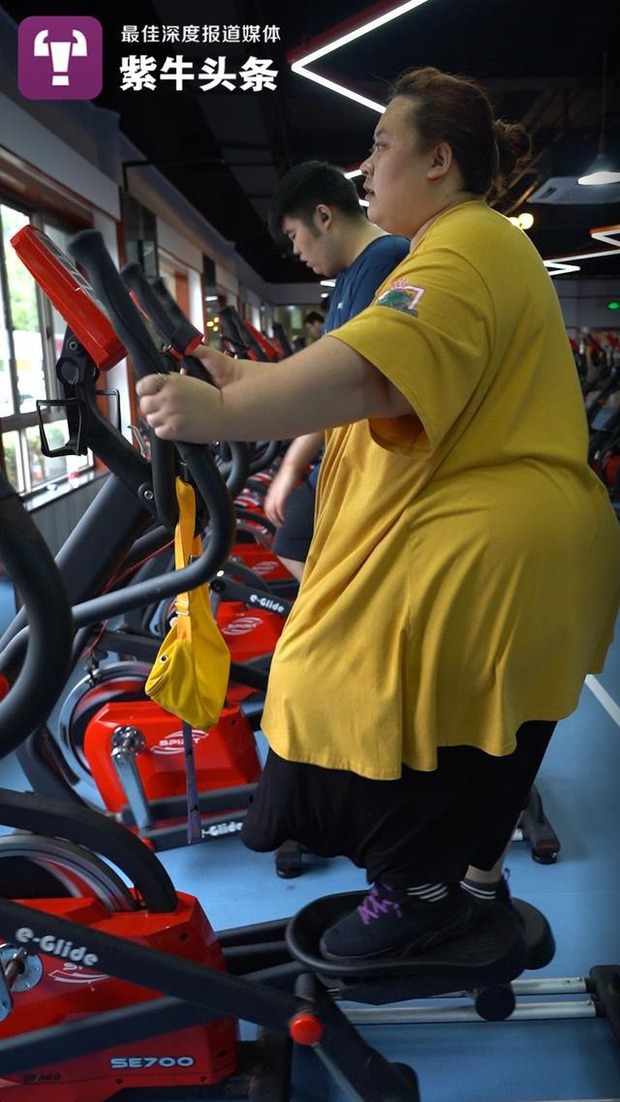 Cô nàng 9X điên cuồng giảm béo, nào ngờ tăng một lèo chạm mốc 253kg, nguyên nhân phía sau khiến người ta không khỏi thở dài - Ảnh 3. Cô nàng 9X điên cuồng giảm béo, nào ngờ tăng một lèo chạm mốc 253kg, nguyên nhân phía sau khiến người ta không khỏi thở dài - Ảnh 3.