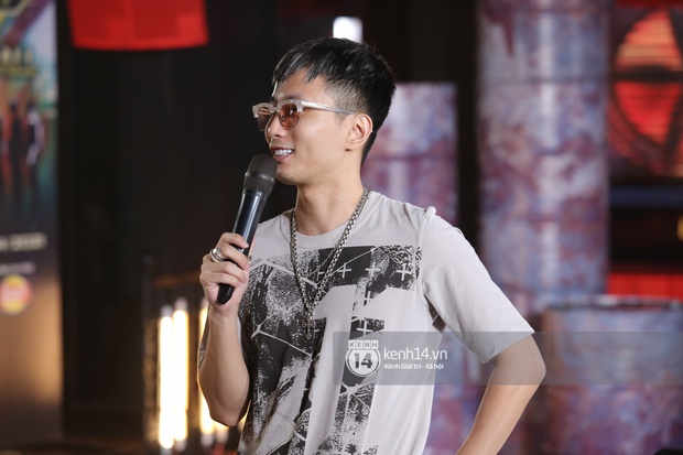 Độc quyền: Bộ 3 giám khảo Touliver, Rhymastic, JustaTee tập trung cao độ tại vòng casting Rap Việt miền Bắc - Ảnh 7.