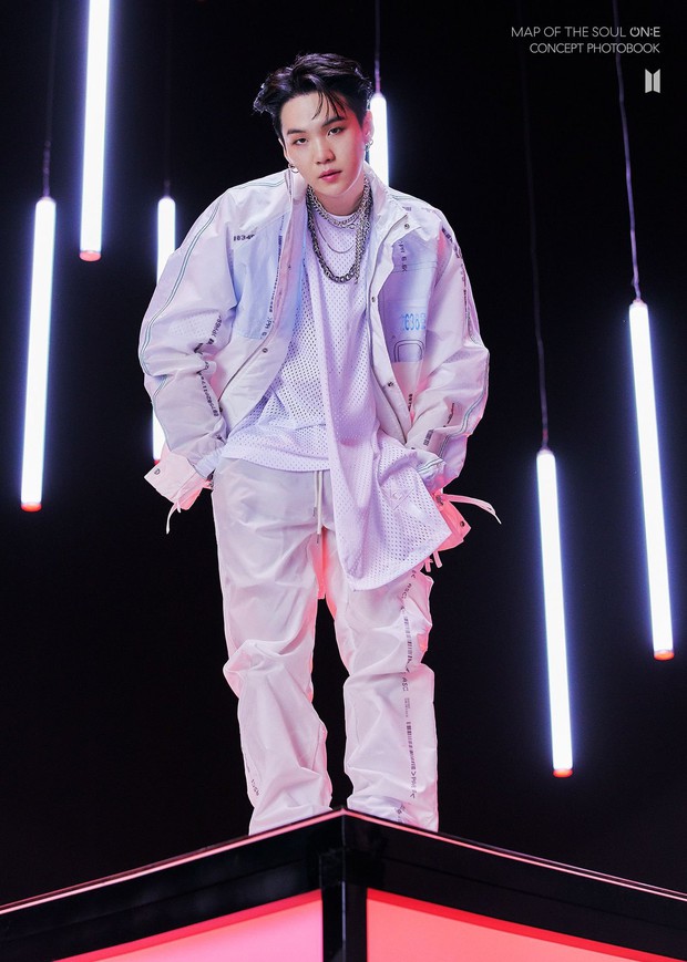 BTS đánh úp tung bộ hình ngầu xỉu trước thềm comeback, fan lại chuẩn bị cháy túi rồi đây! - Ảnh 14.