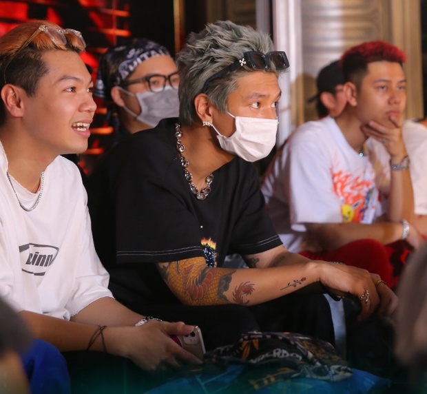 Dàn thí sinh Rap Việt mùa 1 tại casting Rap Việt miền Bắc: Kẻ đến tranh tài, người đi cổ vũ hội anh em - Ảnh 3.