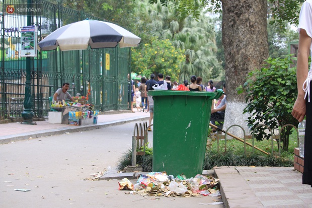 Hà Nội: Nhiều gia đình đưa con đổ về công viên Thủ Lệ vui chơi dịp nghỉ lễ Giỗ Tổ Hùng Vương - Ảnh 15.