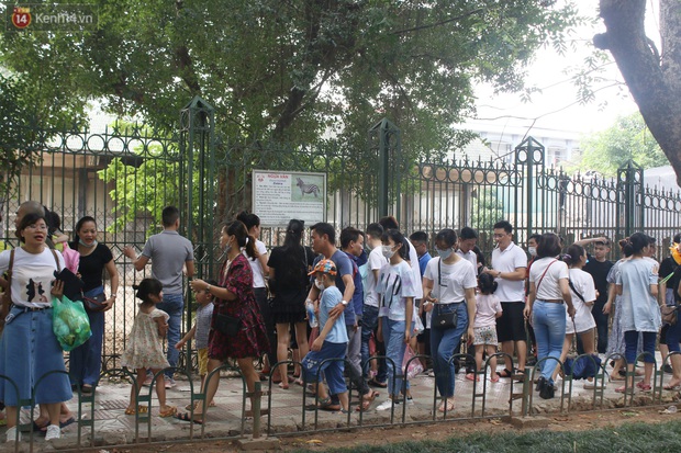 Hà Nội: Nhiều gia đình đưa con đổ về công viên Thủ Lệ vui chơi dịp nghỉ lễ Giỗ Tổ Hùng Vương - Ảnh 17.