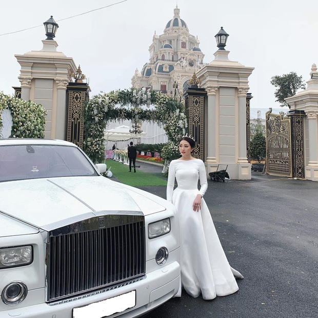 Rolls-Royce đã tạo nét trên “đường đua” đẳng cấp của hội con nhà giàu Việt như thế nào? - Ảnh 15.