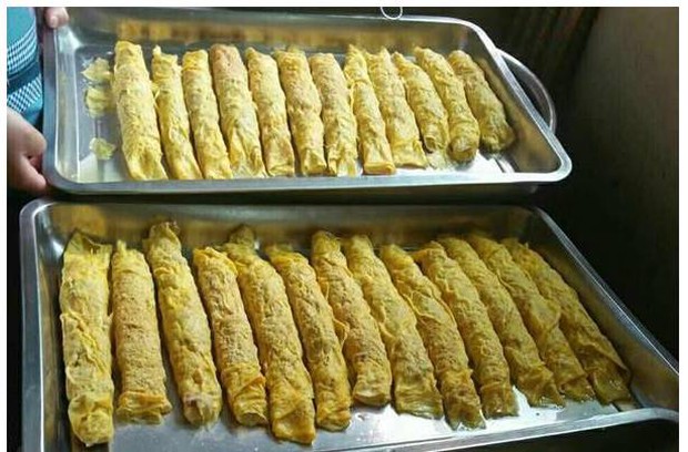 Cô giáo vô tình gửi suất ăn trưa vào group chat phụ huynh, cha mẹ chết lặng - Ảnh 4.