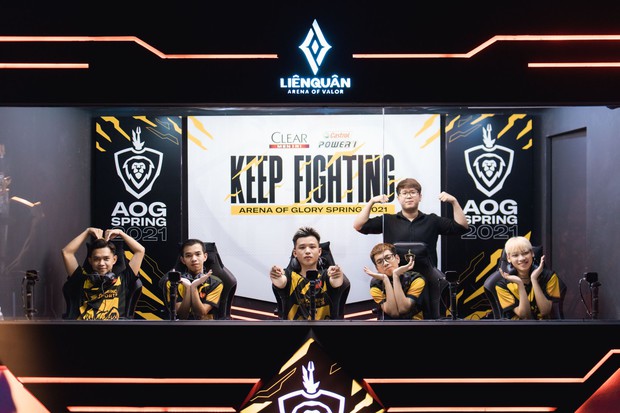 Playoffs Đấu Trường Danh Vọng: Team Flash khẳng định đẳng cấp hay sẽ là sân khấu để những sao trẻ Liên Quân vươn mình? - Ảnh 5.