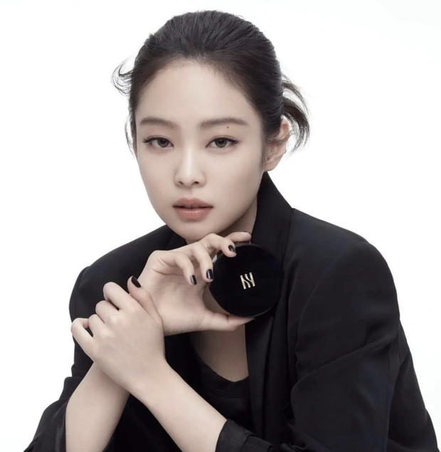 Chưa đầy nửa năm, Suzy mất loạt quảng cáo vào tay Jennie (BLACKPINK), rộ nghi vấn âm mưu soán ngôi nữ hoàng quảng cáo - Ảnh 7.