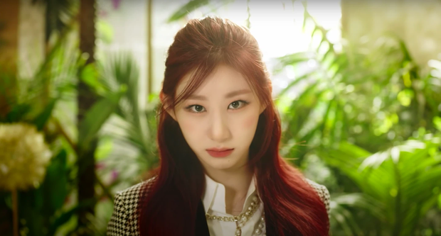 Hú hồn tưởng Rosé (BLACKPINK) kết hợp cùng ITZY, xem teaser xong fan ăn mừng vì stylist đã hết dìm ITZY rồi! - Ảnh 6.
