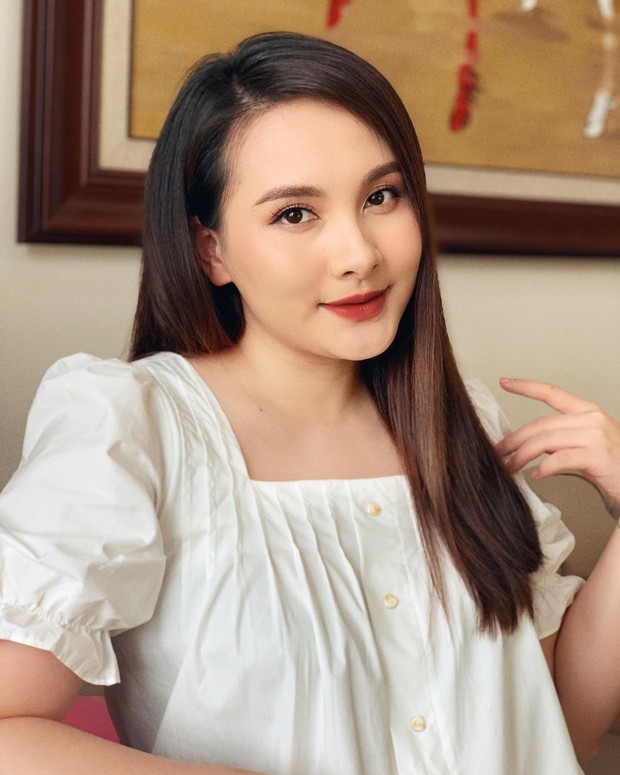 Bảo Thanh cho cá ăn mà xả mồi như quăng lựu đạn, dân mạng tưởng đâu chị có thù với cá hay gì! - Ảnh 7. Bảo Thanh cho cá ăn mà xả mồi như quăng lựu đạn, dân mạng tưởng đâu chị có thù với cá hay gì! - Ảnh 7.