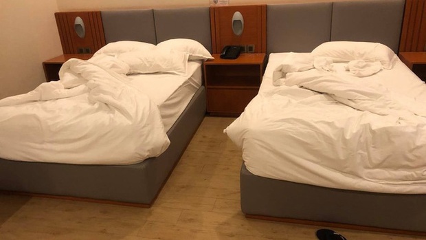 Bị phạt 500.000 đồng vì kê sát 2 chiếc giường khi đi du lịch: Khách hàng có lỗi hay khách sạn xử lý thiếu tình người? - Ảnh 3. Bị phạt 500.000 đồng vì kê sát 2 chiếc giường khi đi du lịch: Khách hàng có lỗi hay khách sạn xử lý thiếu tình người? - Ảnh 3.