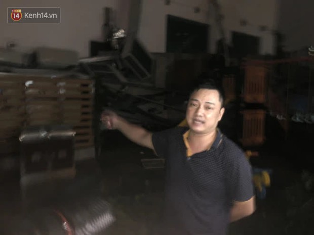Cư dân chung cư hoang mang khi cả dàn điều hòa đổ sập xuống sân chơi trẻ em: Họ nói dịch vụ tòa nhà tốt nhất Mỹ Đình mà lại thế này đây - Ảnh 1. Cư dân chung cư hoang mang khi cả dàn điều hòa đổ sập xuống sân chơi trẻ em: Họ nói dịch vụ tòa nhà tốt nhất Mỹ Đình mà lại thế này đây - Ảnh 1.