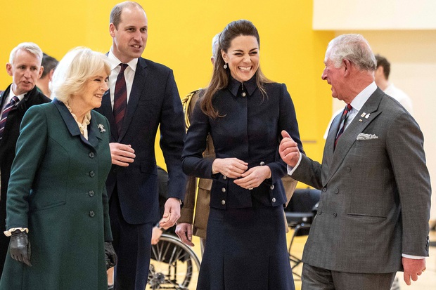 Hoàng tử William “không bao giờ tha thứ cho Meghan”, dự định cắt bỏ hoàn toàn vợ chồng Harry khỏi hoàng gia vì một lý do - Ảnh 2. Hoàng tử William “không bao giờ tha thứ cho Meghan”, dự định cắt bỏ hoàn toàn vợ chồng Harry khỏi hoàng gia vì một lý do - Ảnh 2.