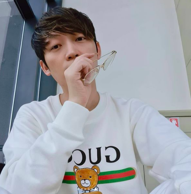 Sức hút của KAI x Gucci: Ra BST sau 2 tháng rồi mà netizen vẫn phát cuồng, có gì hay ho mà gây sốt tới vậy? - Ảnh 10.