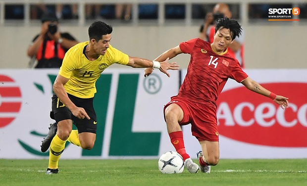 Người hâm mộ phải xem tuyển Việt Nam đá vòng loại World Cup lúc nửa đêm - Ảnh 1. Người hâm mộ phải xem tuyển Việt Nam đá vòng loại World Cup lúc nửa đêm - Ảnh 1.