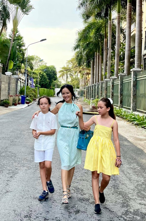 Bức ảnh hội tụ con cưng của loạt nghệ sĩ nổi tiếng showbiz: Ngập tràn visual, gia thế khủng như nhau - Ảnh 8.