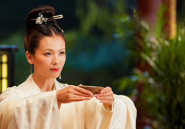 Hoàng hậu cả gan nhất lịch sử Trung Hoa: Dám bạt tai Hoàng đế đến xây xẩm mặt mày vì dung túng Phi tần loạn ngôn nói xấu chính thất - Ảnh 5. Hoàng hậu cả gan nhất lịch sử Trung Hoa: Dám bạt tai Hoàng đế đến xây xẩm mặt mày vì dung túng Phi tần loạn ngôn nói xấu chính thất - Ảnh 5.