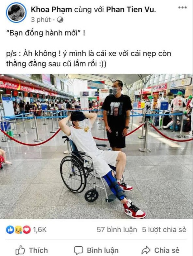 Karik phải ngồi xe lăn sau khi gặp tai nạn té từ sân khấu xuống đất, chính thức lên tiếng về khả năng tham dự Rap Việt Concert - Ảnh 3. Karik phải ngồi xe lăn sau khi gặp tai nạn té từ sân khấu xuống đất, chính thức lên tiếng về khả năng tham dự Rap Việt Concert - Ảnh 3.