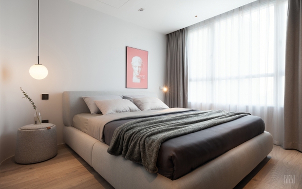 Tân trang căn hộ 125m2, kỹ sư IT khiến hội cuồng công việc thấy là ghiền với phong cách tối giản đẹp tinh tế - Ảnh 7. Tân trang căn hộ 125m2, kỹ sư IT khiến hội cuồng công việc thấy là ghiền với phong cách tối giản đẹp tinh tế - Ảnh 7.