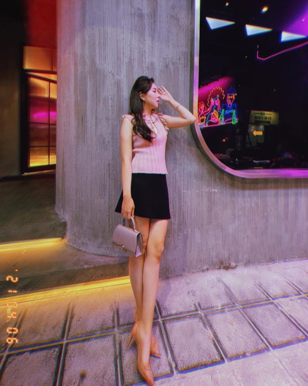 Chị Mai Ngọc ơi không cần kéo nữa đâu, chân đủ dài mặt cũng xinh lắm rồi! - Ảnh 6. Chị Mai Ngọc ơi không cần kéo nữa đâu, chân đủ dài mặt cũng xinh lắm rồi! - Ảnh 6.