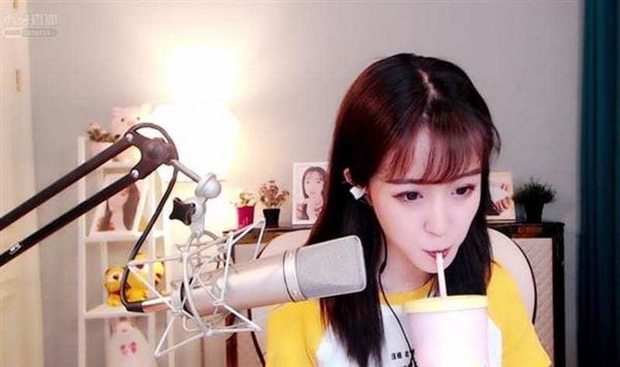 Trước Zeros, đã có streamer nào nhận hậu quả vì vạ miệng khi livestream? - Ảnh 3. Trước Zeros, đã có streamer nào nhận hậu quả vì vạ miệng khi livestream? - Ảnh 3.