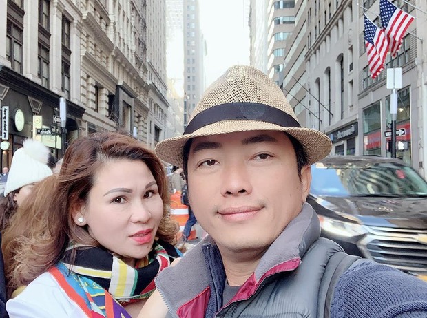 Cuộc sống của diễn viên Kinh Quốc trước khi vợ đại gia bị bắt: Được bà xã tặng xe hơi 6 tỷ, sở hữu biệt thự và toà nhà cao cấp - Ảnh 8. Cuộc sống của diễn viên Kinh Quốc trước khi vợ đại gia bị bắt: Được bà xã tặng xe hơi 6 tỷ, sở hữu biệt thự và toà nhà cao cấp - Ảnh 8.