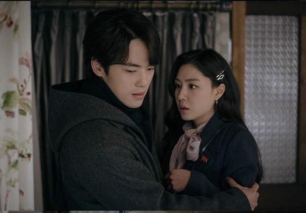 HOT: Sau Hyun Bin - Son Ye Jin, đến lượt cặp đôi phụ Hạ Cánh Nơi Anh cũng hẹn hò! - Ảnh 4. HOT: Sau Hyun Bin - Son Ye Jin, đến lượt cặp đôi phụ Hạ Cánh Nơi Anh cũng hẹn hò! - Ảnh 4.