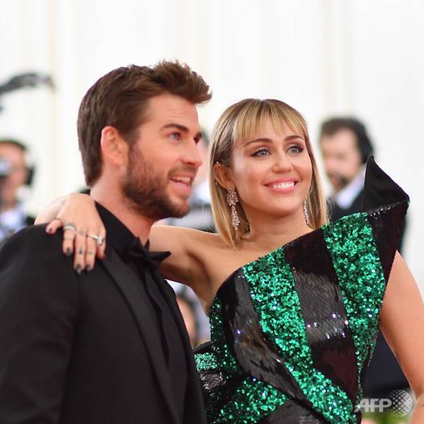 Đào lại loạt khoảnh khắc Miley Cyrus lẳng lơ khiến chồng cũ Liam Hemsworth muối mặt ở loạt thảm đỏ, lý do ly hôn là đây? - Ảnh 10.