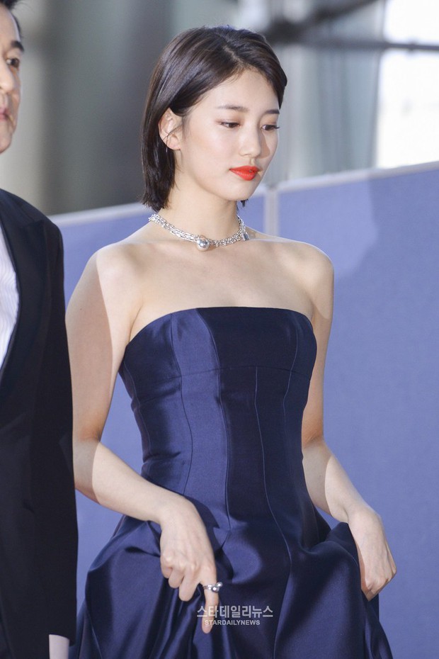 Nữ thần Baeksang gọi tên Suzy: 5 năm liên tiếp làm MC, mỗi năm lại xinh đẹp thêm bội phần - Ảnh 8.