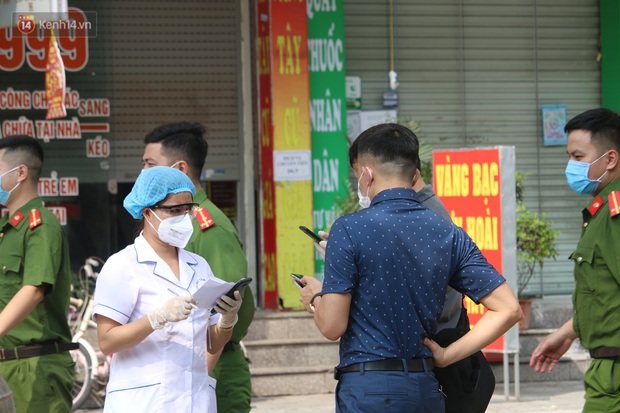 Lịch trình của BN ung thư dương tính SARS-CoV-2: Quê Nam Định, đi nhiều tuyến xe khách, trú tại CC Đại Thanh, từng ghé nhiều bệnh viện - Ảnh 2.