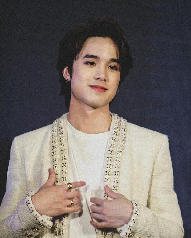 Nội dung siêu mlem hội chị em xuýt xoa trong Girl From Nowhere: Trai hư visual cực phẩm, body còn gây bất ngờ hơn - Ảnh 8.