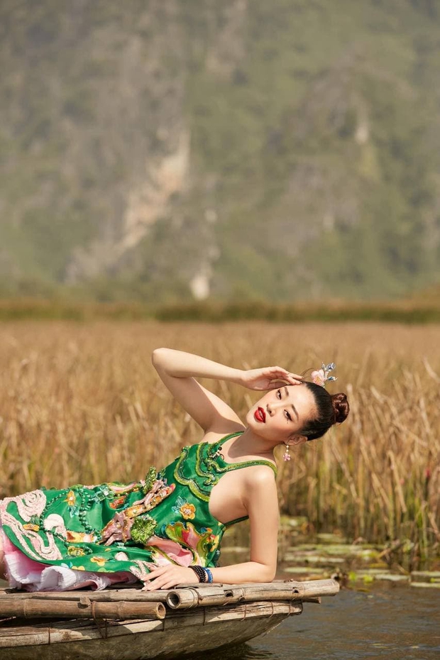 Thời tới cản không kịp, Khánh Vân được ưu ái xuất hiện đến 2 lần trong clip quảng bá của Miss Universe! - Ảnh 5.