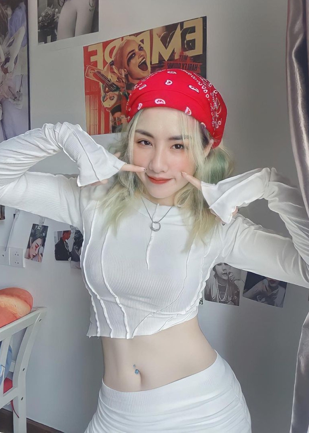 Đạt G và Cindy Lư công khai hẹn hò, còn Du Uyên lại chăm khoe dáng nuột - Ảnh 6.
