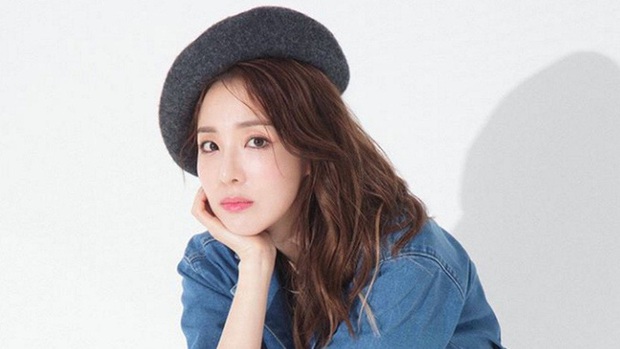 NÓNG: Sandara Park - mảnh ghép cuối cùng của huyền thoại 2NE1 chính thức rời YG sau 17 năm - Ảnh 1. NÓNG: Sandara Park - mảnh ghép cuối cùng của huyền thoại 2NE1 chính thức rời YG sau 17 năm - Ảnh 1.