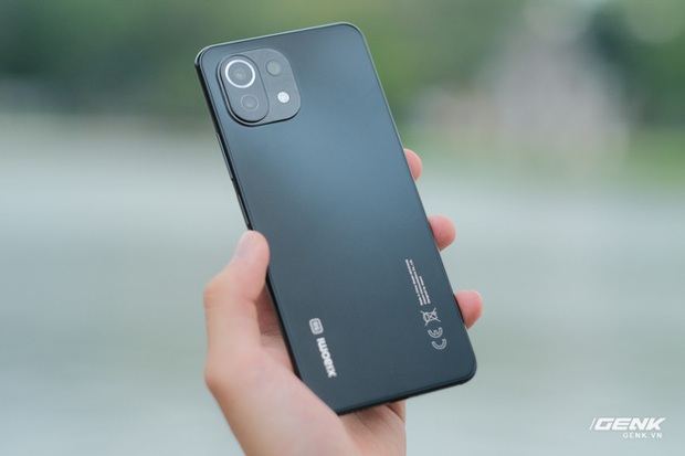 Xiaomi Mi 11 Lite: Giá chênh nhau hơn 2 triệu đồng, chọn bản 4G hay 5G mới là quyết định đúng đắn? - Ảnh 3.