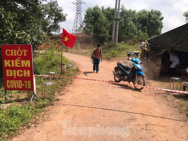 Lạng Sơn: Nữ sinh nhiễm COVID-19, hàng loạt giáo viên, học sinh cách ly - Ảnh 4.