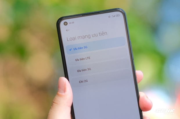 Xiaomi Mi 11 Lite: Giá chênh nhau hơn 2 triệu đồng, chọn bản 4G hay 5G mới là quyết định đúng đắn? - Ảnh 10.