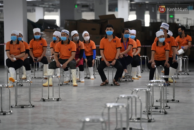 Ảnh: Đoàn 200 y bác sĩ Quảng Ninh lên đường hỗ trợ Bắc Giang chống dịch Covid-19 - Ảnh 15. Ảnh: Đoàn 200 y bác sĩ Quảng Ninh lên đường hỗ trợ Bắc Giang chống dịch Covid-19 - Ảnh 15.
